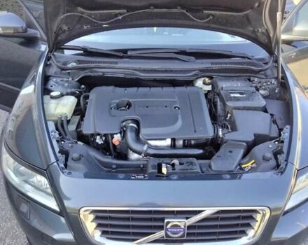 Серый Вольво В50, объемом двигателя 1.56 л и пробегом 280 тыс. км за 7800 $, фото 12 на Automoto.ua