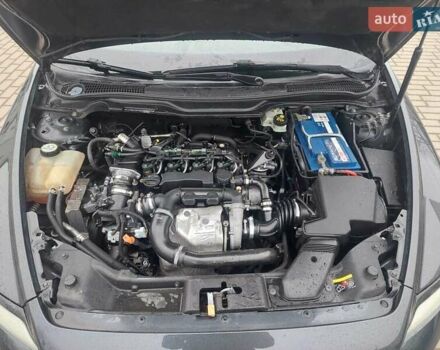 Серый Вольво В50, объемом двигателя 1.6 л и пробегом 251 тыс. км за 6000 $, фото 22 на Automoto.ua