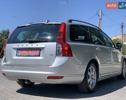 Серый Вольво В50, объемом двигателя 1.6 л и пробегом 260 тыс. км за 7950 $, фото 6 на Automoto.ua