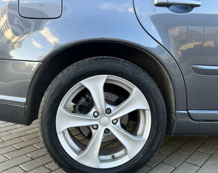 Вольво В50 2010 в Луцке на Automoto.ua Серый Вольво В50, объемом двигателя 1.6 л и пробегом 280 тыс. км за 8600 $, фото 13 на Automoto.ua