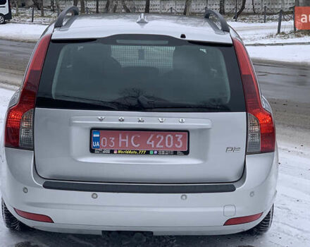 Серый Вольво В50, объемом двигателя 1.6 л и пробегом 268 тыс. км за 7100 $, фото 9 на Automoto.ua