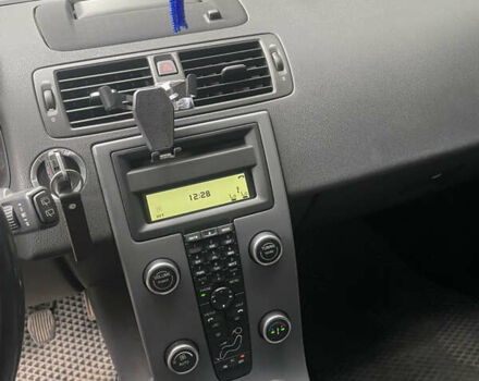 Серый Вольво В50, объемом двигателя 1.56 л и пробегом 250 тыс. км за 7999 $, фото 14 на Automoto.ua