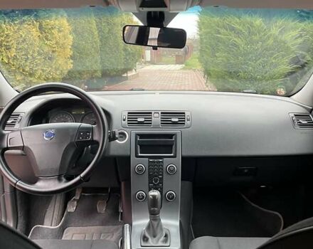 Серый Вольво В50, объемом двигателя 1.6 л и пробегом 219 тыс. км за 6650 $, фото 12 на Automoto.ua