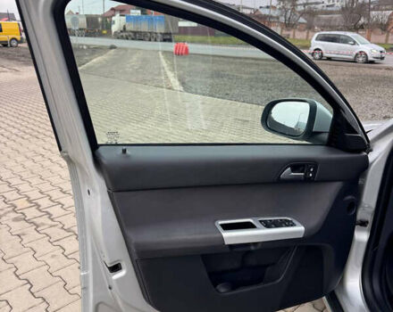 Сірий Вольво V50, об'ємом двигуна 0 л та пробігом 227 тис. км за 10300 $, фото 36 на Automoto.ua