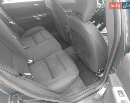 Серый Вольво В50, объемом двигателя 1.6 л и пробегом 251 тыс. км за 6000 $, фото 17 на Automoto.ua