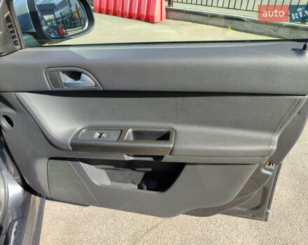 Серый Вольво В50, объемом двигателя 1.6 л и пробегом 193 тыс. км за 7999 $, фото 29 на Automoto.ua