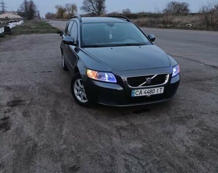 Серый Вольво В50, объемом двигателя 1.6 л и пробегом 305 тыс. км за 7150 $, фото 10 на Automoto.ua