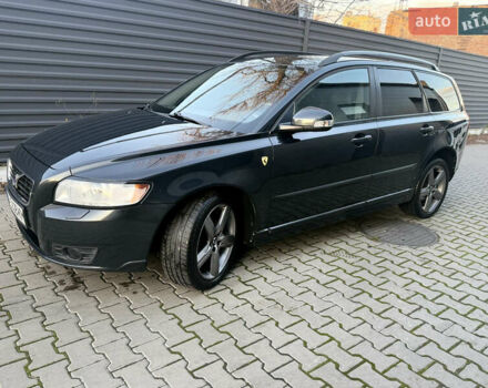 Сірий Вольво V50, об'ємом двигуна 2.4 л та пробігом 270 тис. км за 8300 $, фото 12 на Automoto.ua