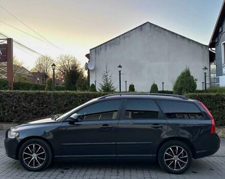 Вольво В50 2010 в Жовкве на Automoto.ua Серый Вольво В50, объемом двигателя 1.6 л и пробегом 242 тыс. км за 7500 $, фото 3 на Automoto.ua