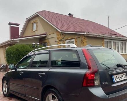 Серый Вольво В50, объемом двигателя 1.6 л и пробегом 219 тыс. км за 6650 $, фото 8 на Automoto.ua