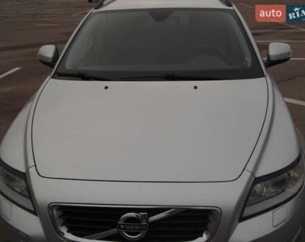 Серый Вольво В50, объемом двигателя 1.6 л и пробегом 206 тыс. км за 7450 $, фото 4 на Automoto.ua