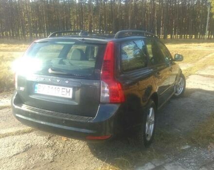 Серый Вольво В50, объемом двигателя 1.6 л и пробегом 295 тыс. км за 5800 $, фото 3 на Automoto.ua