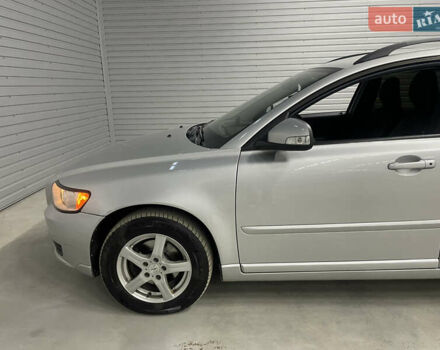 Вольво В50 2010 в Стрые на Automoto.ua Серый Вольво В50, объемом двигателя 1.6 л и пробегом 260 тыс. км за 6650 $, фото 23 на Automoto.ua