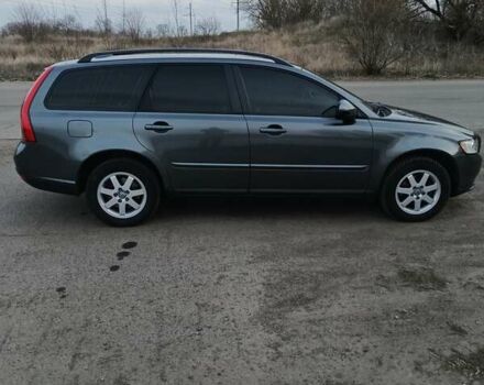 Серый Вольво В50, объемом двигателя 1.6 л и пробегом 305 тыс. км за 7150 $, фото 27 на Automoto.ua