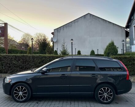 Вольво В50 2010 в Жовкве на Automoto.ua Серый Вольво В50, объемом двигателя 1.6 л и пробегом 242 тыс. км за 7500 $, фото 4 на Automoto.ua