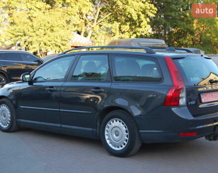 Сірий Вольво V50, об'ємом двигуна 1.6 л та пробігом 251 тис. км за 6100 $, фото 6 на Automoto.ua
