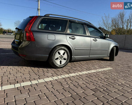 Сірий Вольво V50, об'ємом двигуна 1.6 л та пробігом 292 тис. км за 5999 $, фото 6 на Automoto.ua