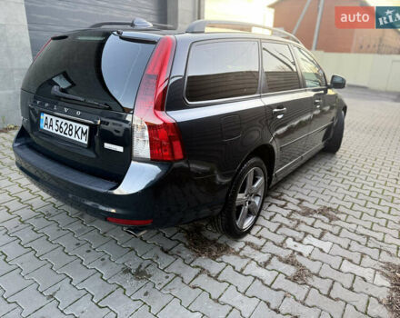 Сірий Вольво V50, об'ємом двигуна 2.4 л та пробігом 270 тис. км за 8300 $, фото 5 на Automoto.ua