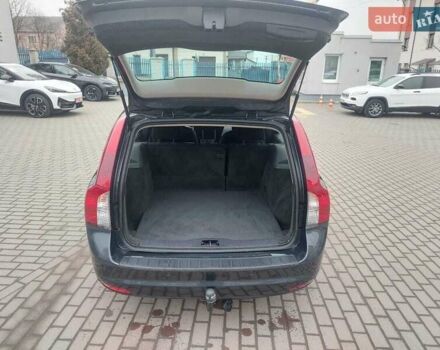 Серый Вольво В50, объемом двигателя 1.6 л и пробегом 251 тыс. км за 6000 $, фото 10 на Automoto.ua