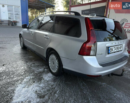 Серый Вольво В50, объемом двигателя 1.56 л и пробегом 310 тыс. км за 7450 $, фото 8 на Automoto.ua