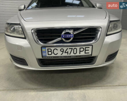 Вольво В50 2010 в Стрые на Automoto.ua Серый Вольво В50, объемом двигателя 1.6 л и пробегом 260 тыс. км за 6650 $, фото 18 на Automoto.ua