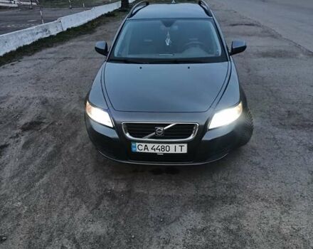 Серый Вольво В50, объемом двигателя 1.6 л и пробегом 305 тыс. км за 7150 $, фото 16 на Automoto.ua