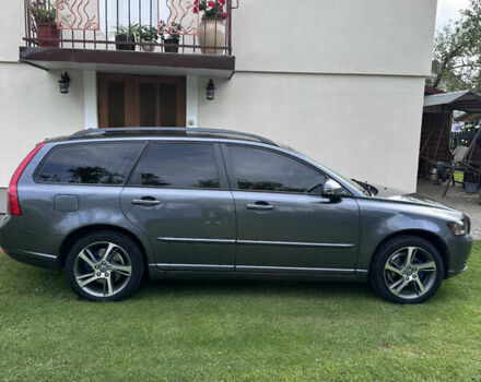 Сірий Вольво V50, об'ємом двигуна 1.6 л та пробігом 276 тис. км за 6750 $, фото 3 на Automoto.ua