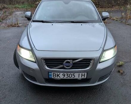Серый Вольво В50, объемом двигателя 1.6 л и пробегом 273 тыс. км за 7300 $, фото 12 на Automoto.ua