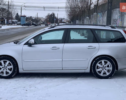 Серый Вольво В50, объемом двигателя 1.6 л и пробегом 268 тыс. км за 7100 $, фото 16 на Automoto.ua