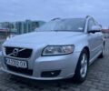 Серый Вольво В50, объемом двигателя 1.56 л и пробегом 270 тыс. км за 8450 $, фото 1 на Automoto.ua