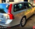 Серый Вольво В50, объемом двигателя 1.6 л и пробегом 250 тыс. км за 7500 $, фото 5 на Automoto.ua