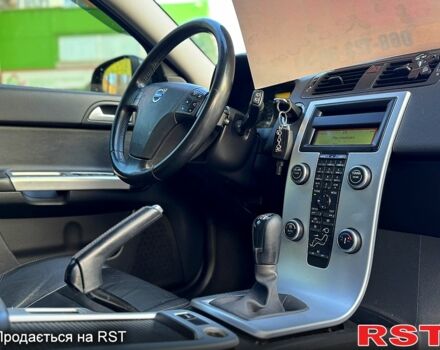 Сірий Вольво V50, об'ємом двигуна 1.6 л та пробігом 239 тис. км за 7500 $, фото 9 на Automoto.ua