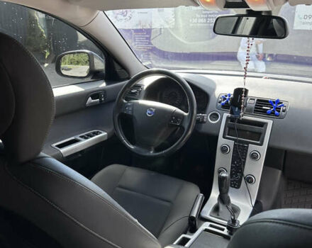 Сірий Вольво V50, об'ємом двигуна 1.6 л та пробігом 276 тис. км за 6750 $, фото 5 на Automoto.ua