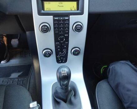 Серый Вольво В50, объемом двигателя 1.56 л и пробегом 280 тыс. км за 7800 $, фото 8 на Automoto.ua