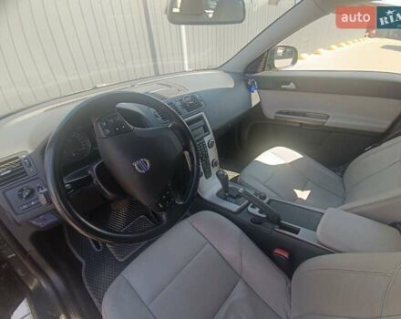 Серый Вольво В50, объемом двигателя 2 л и пробегом 306 тыс. км за 7200 $, фото 12 на Automoto.ua