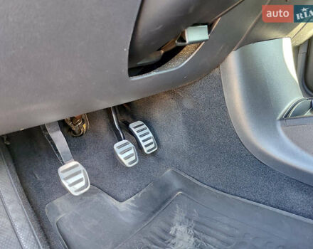 Серый Вольво В50, объемом двигателя 1.6 л и пробегом 193 тыс. км за 7999 $, фото 40 на Automoto.ua