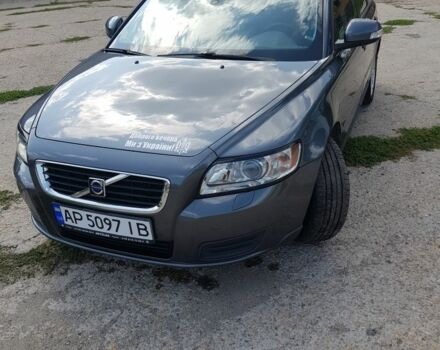Сірий Вольво V50, об'ємом двигуна 2 л та пробігом 227 тис. км за 7800 $, фото 5 на Automoto.ua