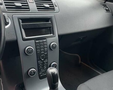 Серый Вольво В50, объемом двигателя 1.6 л и пробегом 219 тыс. км за 6650 $, фото 9 на Automoto.ua