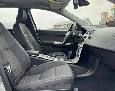 Сірий Вольво V50, об'ємом двигуна 0 л та пробігом 227 тис. км за 10300 $, фото 30 на Automoto.ua