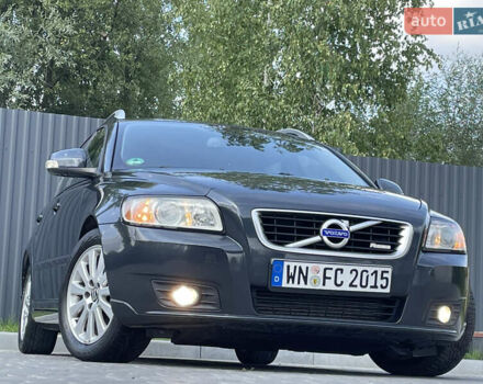 Серый Вольво В50, объемом двигателя 1.6 л и пробегом 208 тыс. км за 6850 $, фото 14 на Automoto.ua