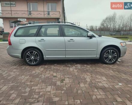 Сірий Вольво V50, об'ємом двигуна 1.6 л та пробігом 303 тис. км за 7399 $, фото 4 на Automoto.ua