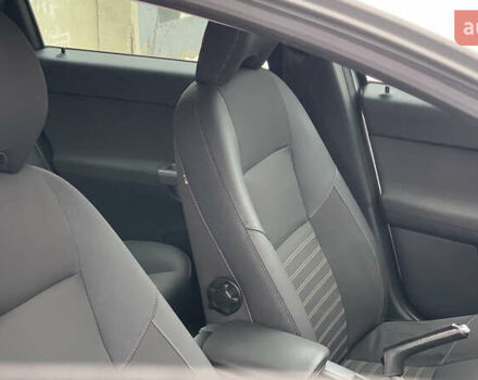 Серый Вольво В50, объемом двигателя 1.6 л и пробегом 268 тыс. км за 7100 $, фото 33 на Automoto.ua