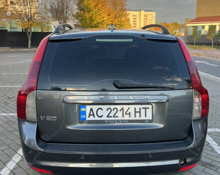 Вольво В50 2010 в Луцке на Automoto.ua Серый Вольво В50, объемом двигателя 1.6 л и пробегом 280 тыс. км за 8600 $, фото 9 на Automoto.ua