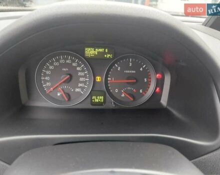 Серый Вольво В50, объемом двигателя 1.6 л и пробегом 251 тыс. км за 6000 $, фото 12 на Automoto.ua