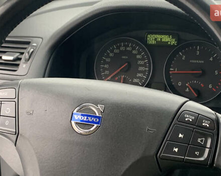 Серый Вольво В50, объемом двигателя 1.6 л и пробегом 268 тыс. км за 7100 $, фото 35 на Automoto.ua