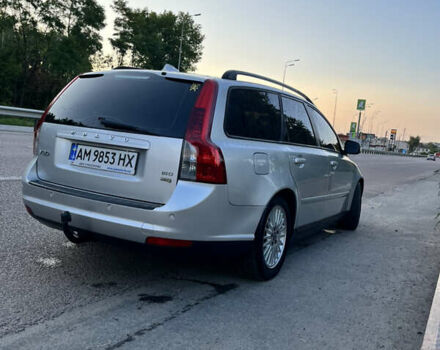 Вольво В50 2010 в Житомире на Automoto.ua Серый Вольво В50, объемом двигателя 1.56 л и пробегом 212 тыс. км за 7500 $, фото 3 на Automoto.ua