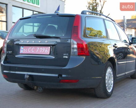 Сірий Вольво V50, об'ємом двигуна 1.6 л та пробігом 251 тис. км за 6100 $, фото 4 на Automoto.ua