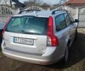 Серый Вольво В50, объемом двигателя 1.6 л и пробегом 201 тыс. км за 8000 $, фото 1 на Automoto.ua