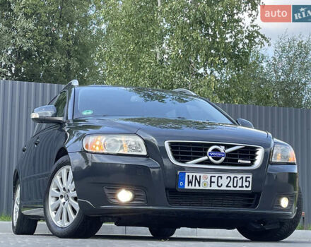 Серый Вольво В50, объемом двигателя 1.6 л и пробегом 208 тыс. км за 6850 $, фото 12 на Automoto.ua