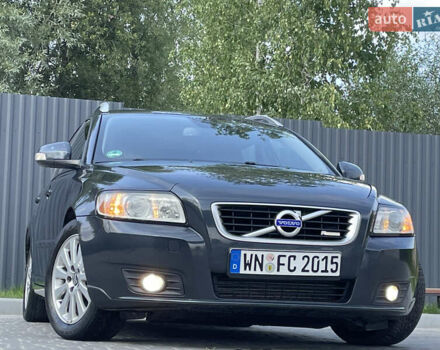 Серый Вольво В50, объемом двигателя 1.6 л и пробегом 208 тыс. км за 6850 $, фото 13 на Automoto.ua